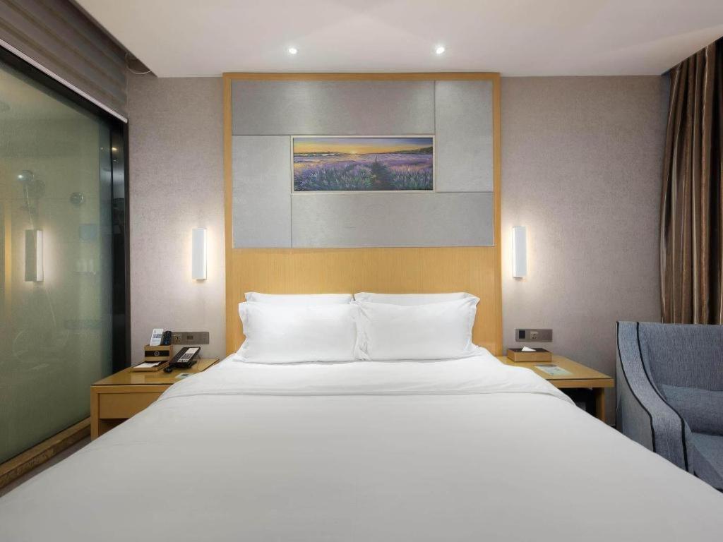 Lavande Hotel Guangzhou Shangxiajiu Pedestrian Street Hualin Temple Metro Station Eksteriør bilde