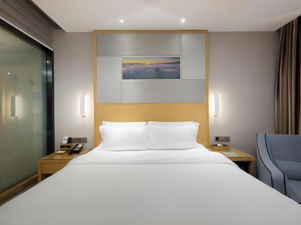 Lavande Hotel Guangzhou Shangxiajiu Pedestrian Street Hualin Temple Metro Station Eksteriør bilde