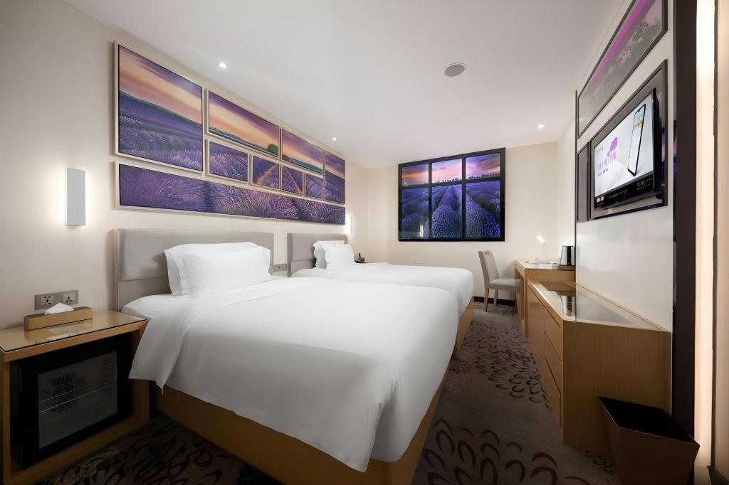 Lavande Hotel Guangzhou Shangxiajiu Pedestrian Street Hualin Temple Metro Station Eksteriør bilde